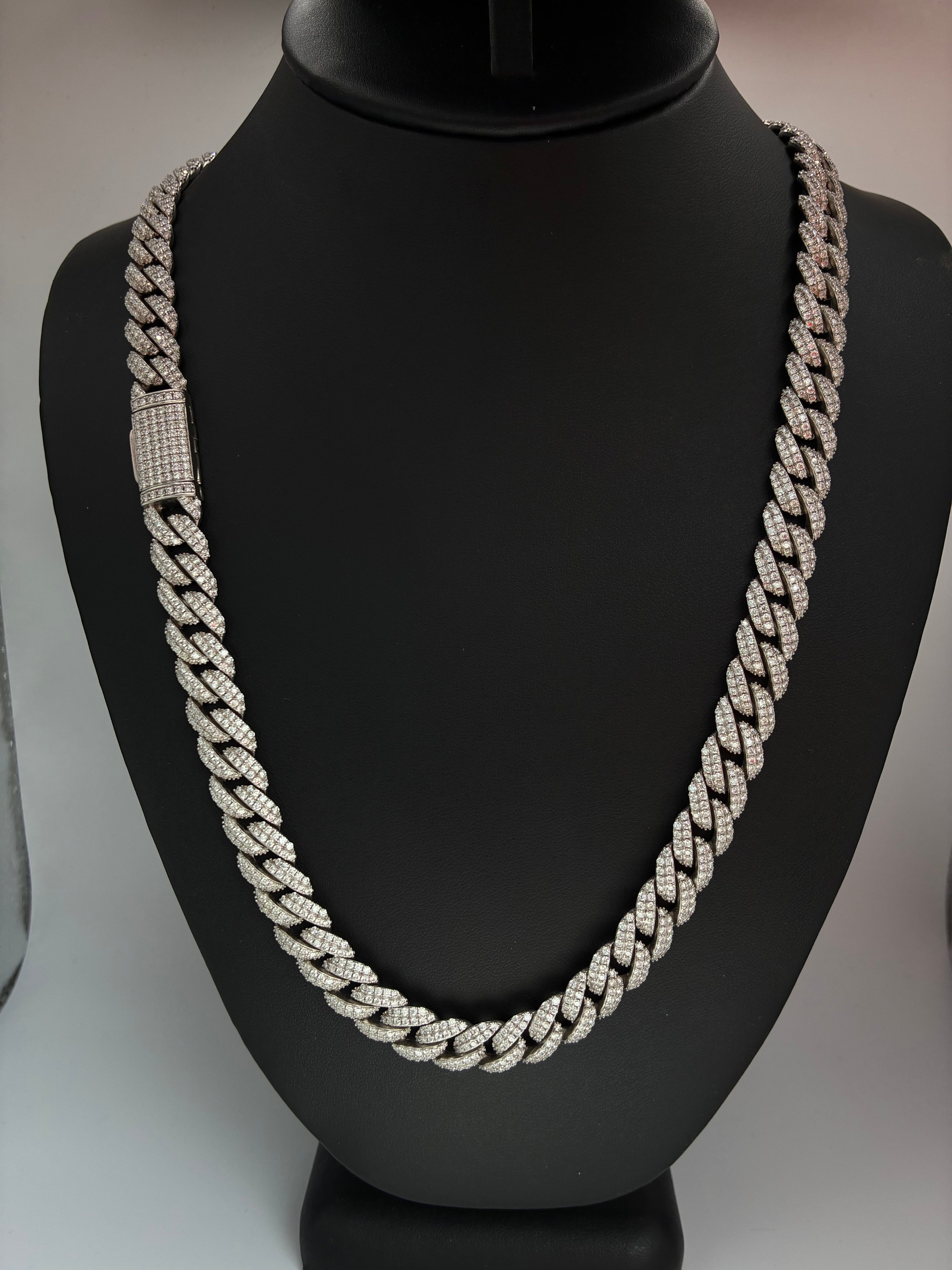 925 silver Cuben with moissanite