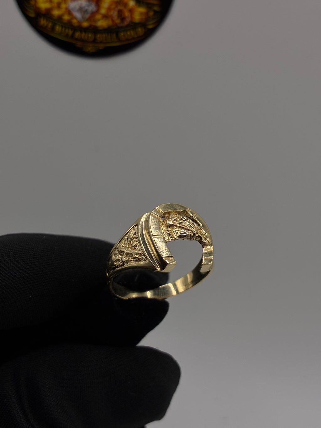 10K Horse Shoe Ring