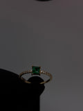 10K Green Stone Ring